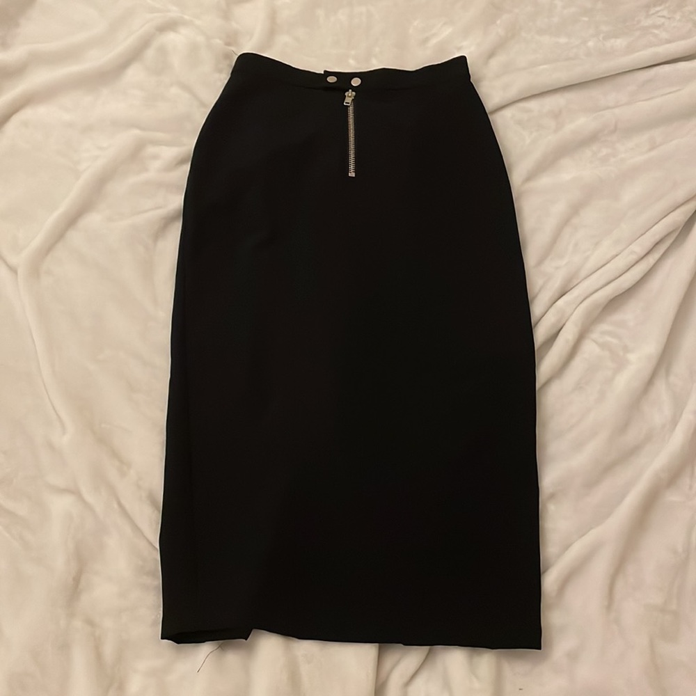 & Other Stories High-Waisted Mid-Length Pencil Skirt in Size 6 - silver hardware